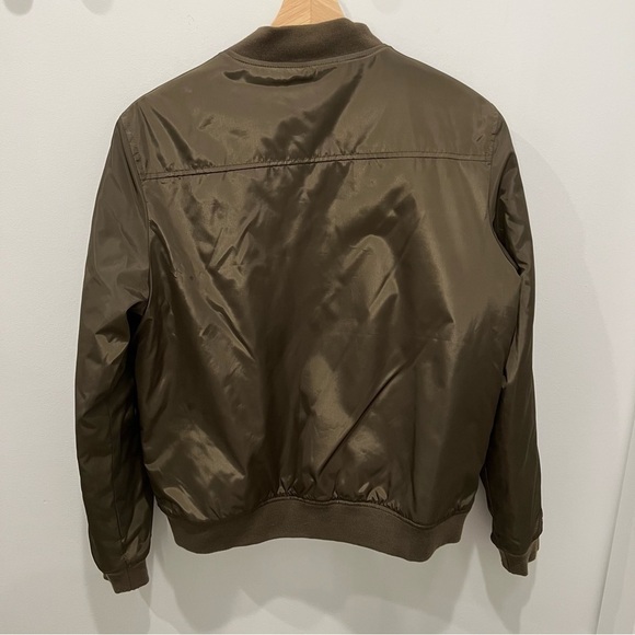 Army Green Bomber Jacket Size Medium - Picture 5 of 8
